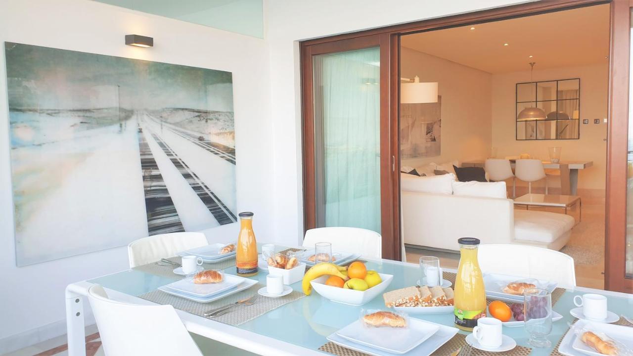 Luxury Apartment Frontal Beach In Doncella Beach Estepona Exterior foto