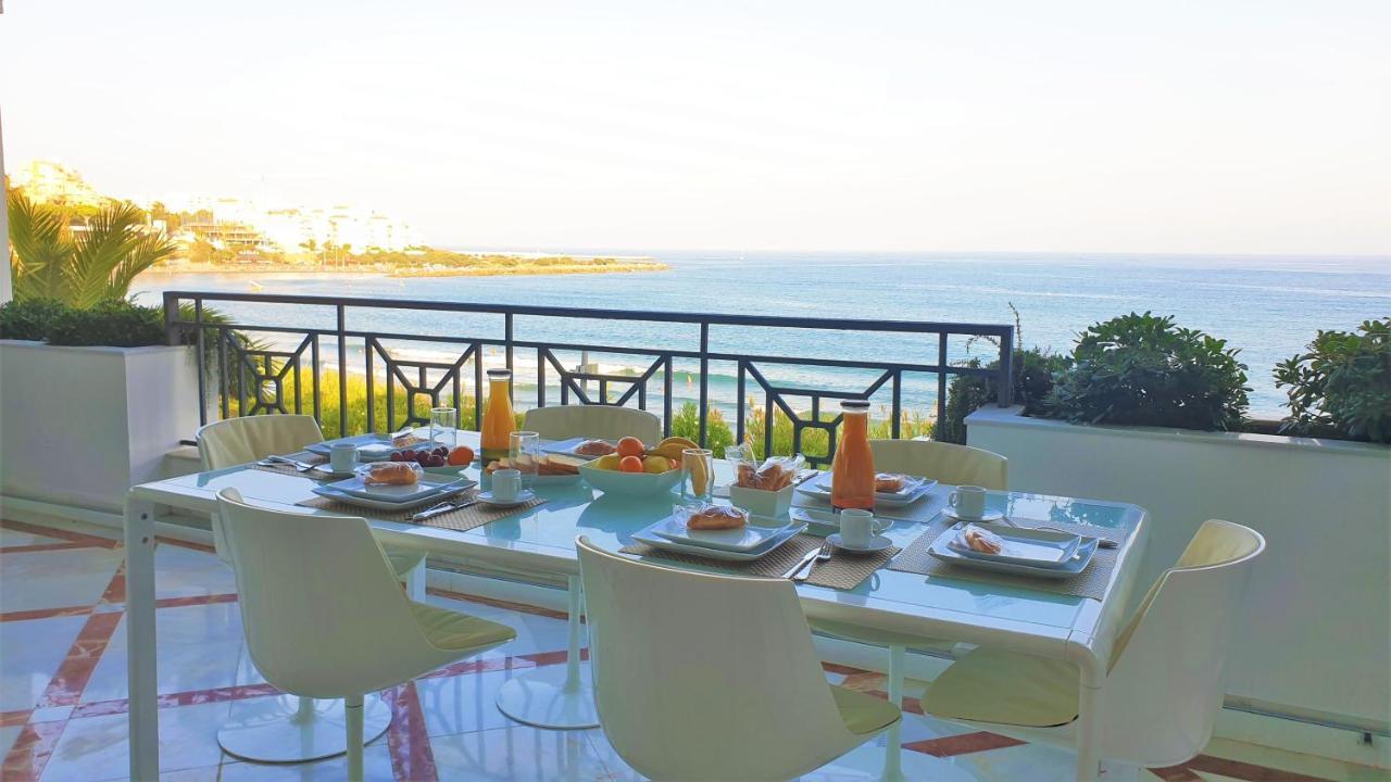 Luxury Apartment Frontal Beach In Doncella Beach Estepona Exterior foto