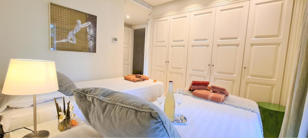 Luxury Apartment Frontal Beach In Doncella Beach Estepona Exterior foto