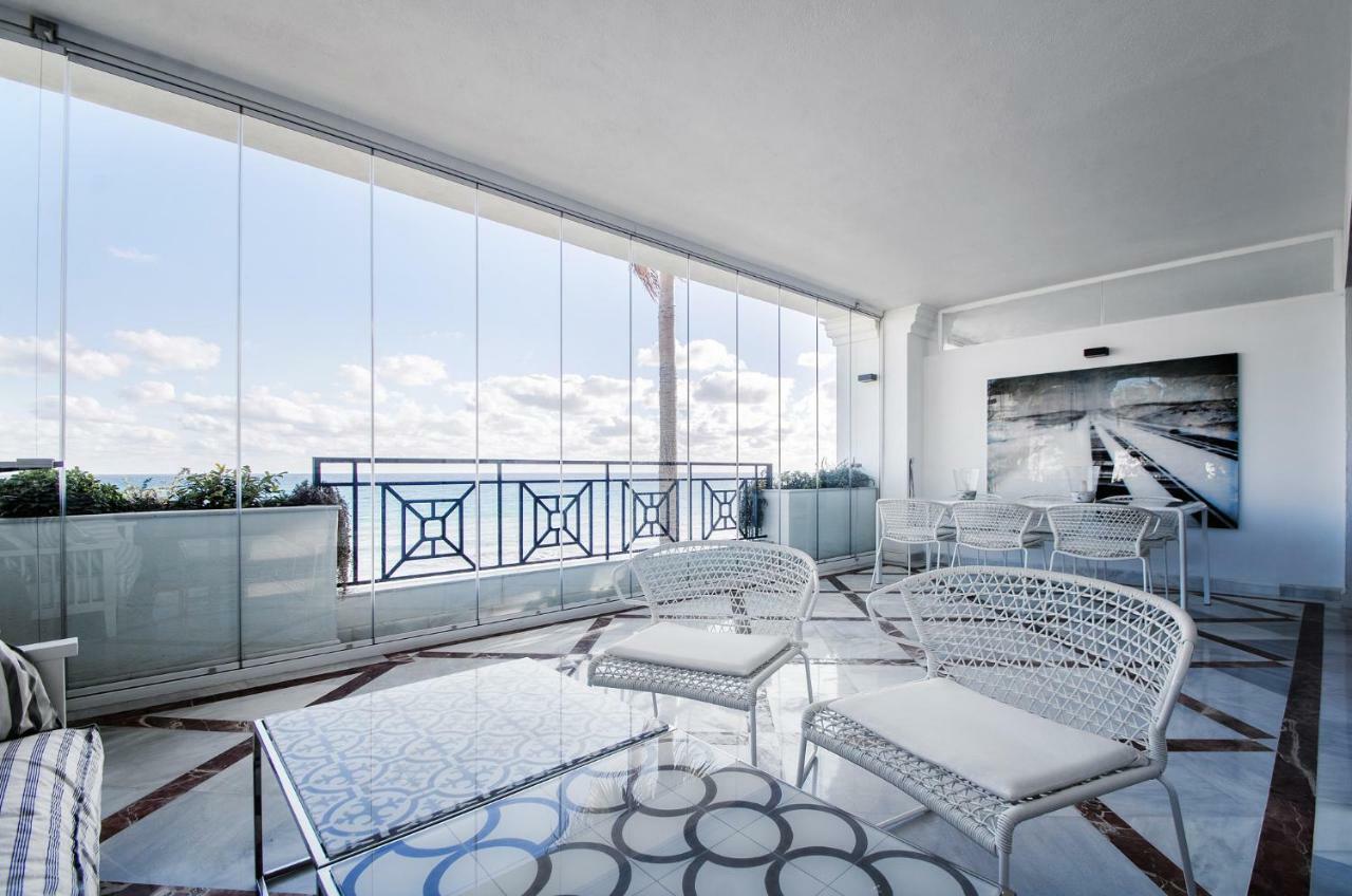 Luxury Apartment Frontal Beach In Doncella Beach Estepona Exterior foto