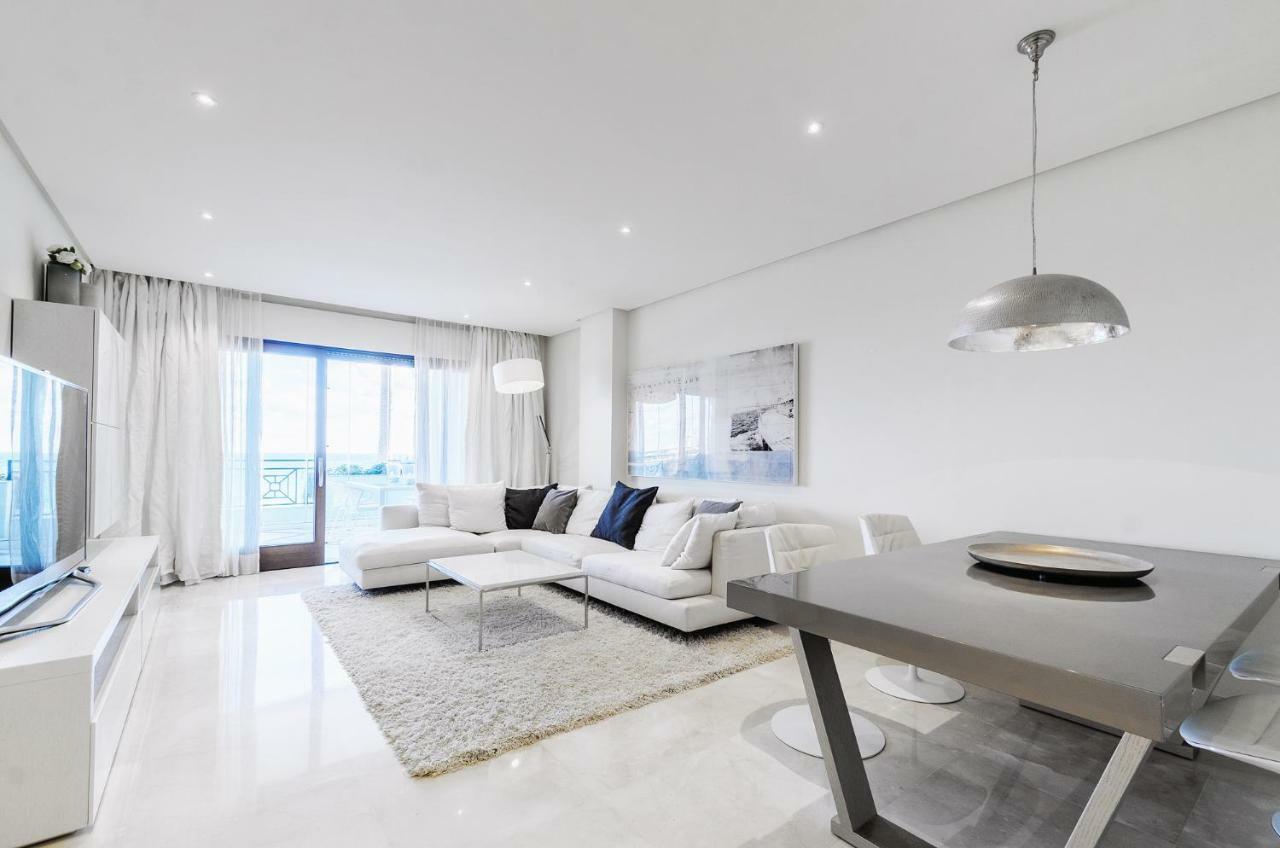Luxury Apartment Frontal Beach In Doncella Beach Estepona Exterior foto