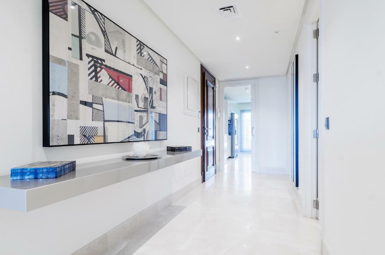 Luxury Apartment Frontal Beach In Doncella Beach Estepona Exterior foto
